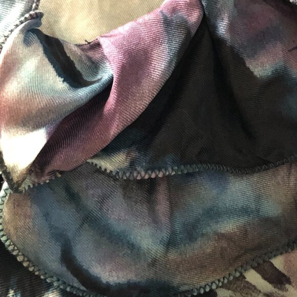 ANN TAYLOR 100% Silk Watercolor Ruffled Sleeveless Blouse - Picture 8 of 10